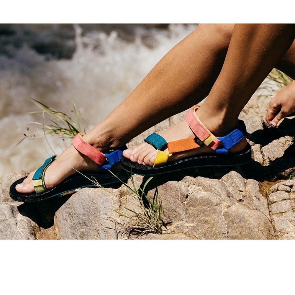 Teva Women's Original Colorful Strappy Universal Sandals 9 NWT - Picture 10 of 12